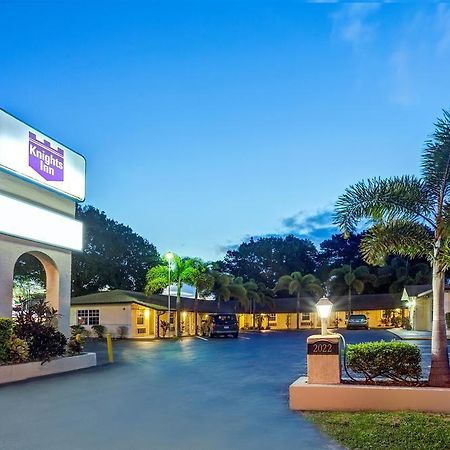 Vero Inn Vero Beach Buitenkant foto
