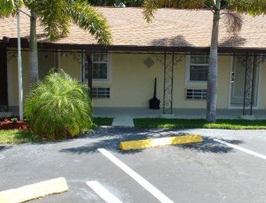 Vero Inn Vero Beach Buitenkant foto
